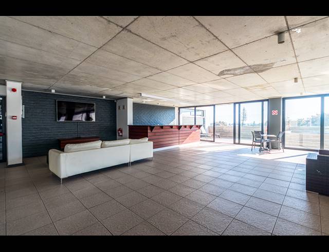 2 BEDROOM APARTMENT TO LET IN MILNERTON CENTRAL